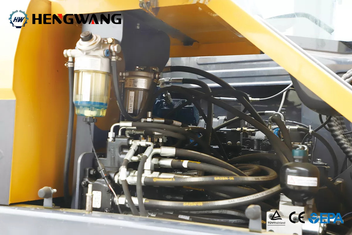 HW-150履帶中大型挖掘機(jī)